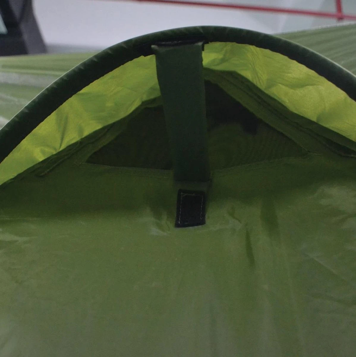 FisherPro Karpertent Met Stormcover – Vistent – Tent - Bescherming Tegen Zon En Wind – 100% Waterdichte Stormhoes – Met Handige Meeneemtas – Ook Geschikt Als Strandtent Of Festivaltent – Extra Veiligheid En Warmte Door Stormcover - Afbeelding 5