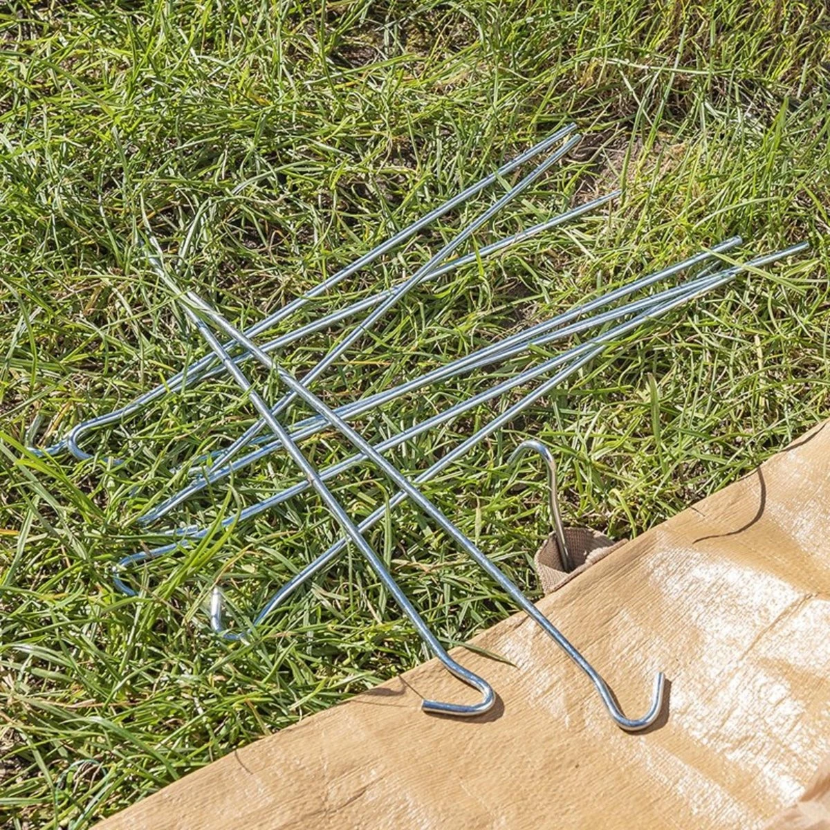 PROPLUS 10x Stuks Grondpennen/tentharingen Metaal Halfrond 30 Cm - Kampeer Artikelen Voor Tent Of Windscherm - Afbeelding 2