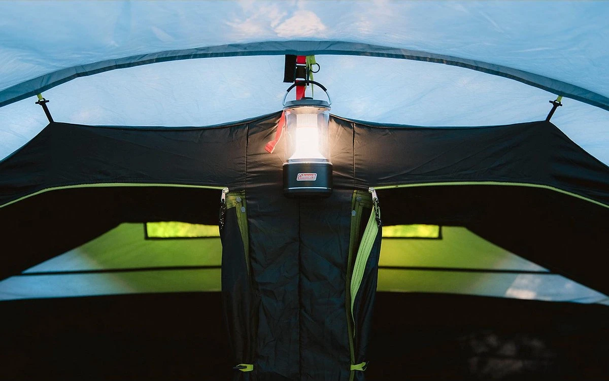 Coleman Vail 4 Tunneltent - Familie Tent - 4-Persoons - Grijs/Groen - Afbeelding 4