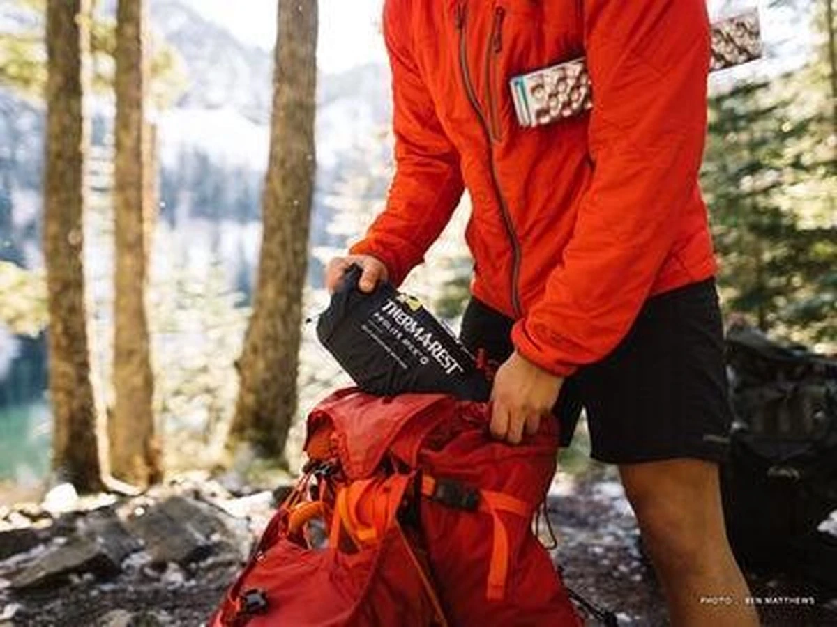 Thermarest Therm-A-Rest Trail Scout R - Zelfopblazende Slaapmat - Deep Forest - Afbeelding 4