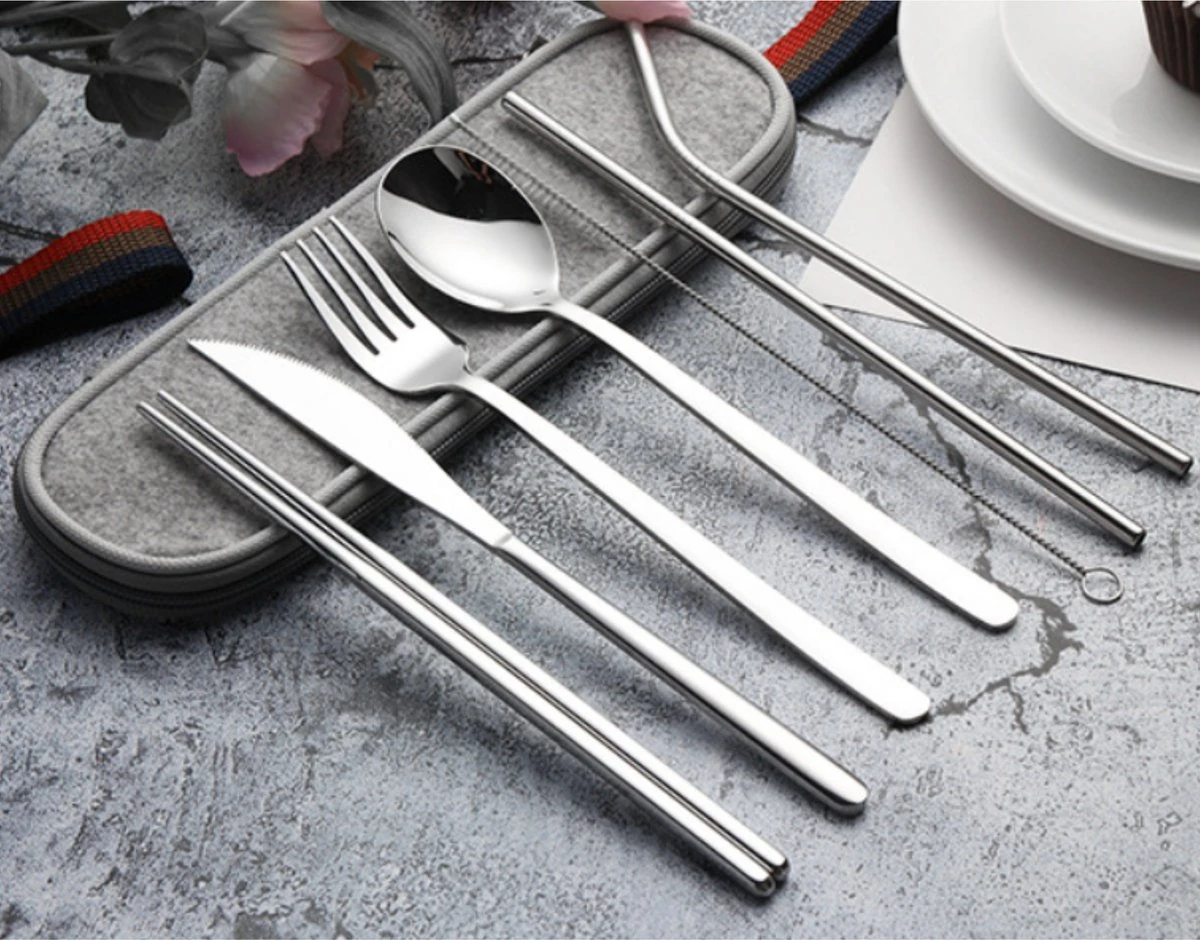House Of Husk Reisbestek - Reis Bestekset - Chopsticks - Metalen Rietjes Met Borstel - Lepel - Vaatwasserbestendig - RVS - 7 Delig - Zilver - Afbeelding 5