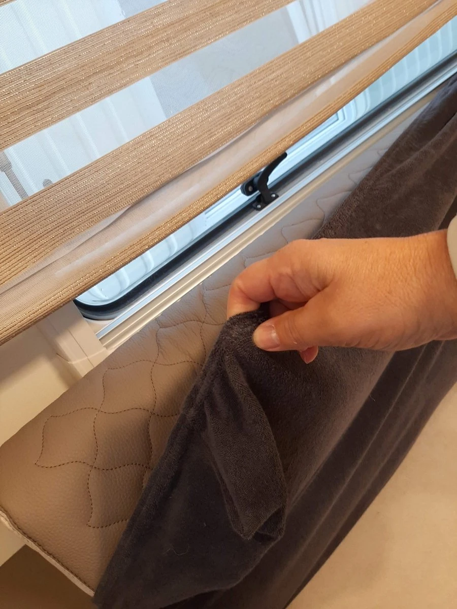 Bankhoes Voor Camper / Mobilhome / Caravan Carré Stretch Badstofhoes Per Stuk Kleur Antraciet Universeel Model - Afbeelding 4